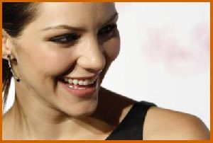 Katharine McPhee : katharine mcphee30 4857a42e6858e-t