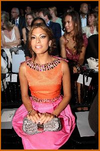 Eva Mendes : eva mendes at the Dior 2009 Spring Summer Haute Couture fashion show3 486cefdaa982f