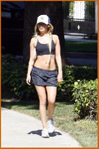 Ashley Tisdale : ashley tisdale31 48441f6b189dc-t