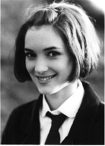 Winona Ryder : Winona-Ryder-984x1371-95kb-media-344-media-0130