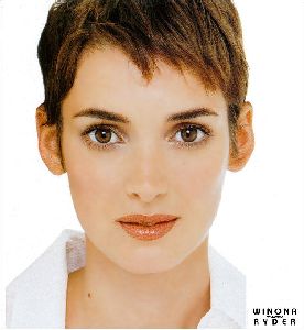 Winona Ryder : Winona-Ryder-626x679-51kb-media-344-media-85172-1068474300