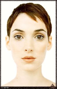 Winona Ryder : Winona-Ryder-561x864-81kb-media-344-media-0180