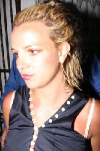 Britney Spears : Britney Spears at Sur restaurant in Hollywood5 48592b23afcb0-t