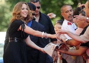 Jennifer Lopez : jennifer-lopez-muy-wave