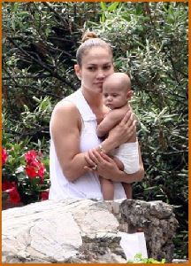 Jennifer Lopez : jennifer lopez676 4875ef1274236-t