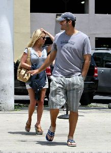 Jessica Simpson : jessica simpson1303 484542b53407c