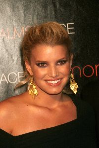 Jessica Simpson : jessica simpson1363 4845478b3e546