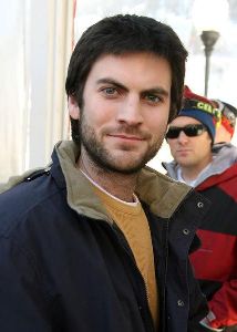 Wes Bentley : Wes-Bentley-429x600-29kb-media-521-media-129415-1199817302