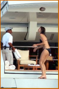 Cindy Crawford : Cindy Crawford In Bikini Candids9 4896ef58d175c