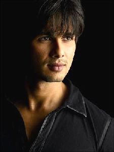 Shahid Kapoor : 27look11