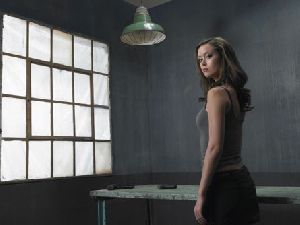 Summer Glau : Summer-Glau-ff04