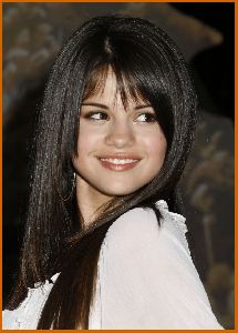 Selena Gomez : selena gomez11 48650b311052f