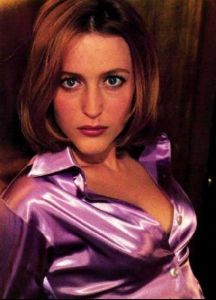 gillian anderson : 59