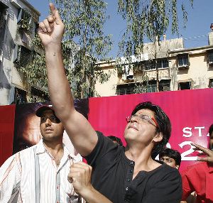 Shah Rukh Khan : srk09b~1