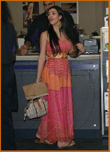 Kim Kardashian At Kinko's on June 7th 2008