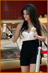 Kim Kardashian eating icecream while Walking The Streets Of Monaco on June 12th 2008