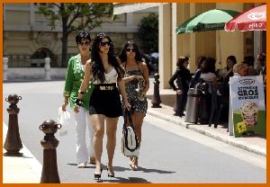 kim kardashian with sister Kourtney Kardashian and mother Kris Jenner Walking The Streets Of Monaco on June 12th 2008