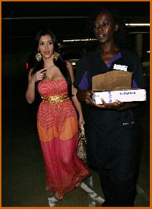 Kim Kardashian At Kinko's on June 7th 2008