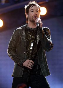 David Cook : american-idol-davidcook421