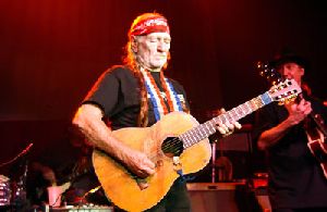 Willie Nelson : 00290122 lg