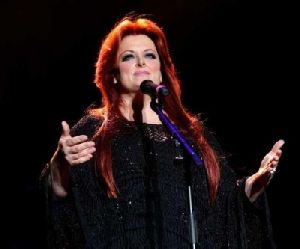 Wynonna Judd : 633 75c6696fddcb221530826ac1ea9b3e20