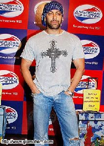 Salman Khan : salman graces 01