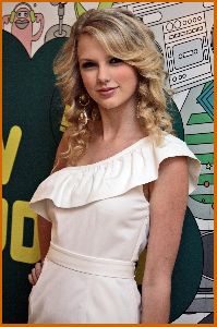 Taylor Swift : taylor swift25 48579afec4570