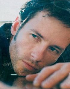 guy pearce : 12