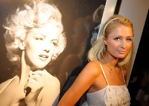 Paris Hilton : paris hilton3133 4868c28578eb4