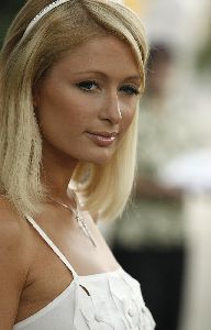 Paris Hilton : paris hilton3128 4868c2856f24d