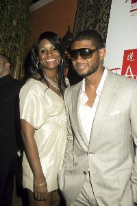 Usher : TTO-002949