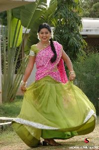 Sneha : pandi stills-new11