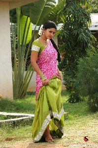 Sneha : pandi stills-new13