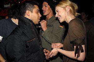 Wilmer Valderrama : laura-prepon09