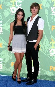 Vanessa Hudgens and Zac Efron at the 2008 Teen Choice Awards