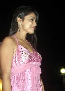 Shriya Saran : Sriya3