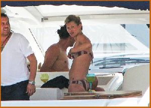 Kate Moss : Kate Moss bikini candids aboard a yacht in Spanish Med13 4875fcc68dfd2-t