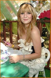 Mischa Barton : Mischa 20Barton 20in 20wings 20 40 20 93A 20Time 20for 20Heroes 20Celebrity 20Carnival 94 20in 20LA9 484eb0cf00b60