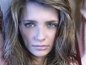 Mischa Barton : 010113003