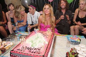 Lindsay Lohan birthday cake with samantha Ronson on July 2nd 2008