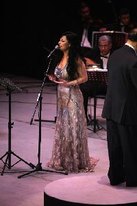 Diana Karazon : diana in a formal concert