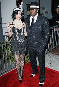 Kim Kardashian : kim photo with boyfriend Bush at the entrance of Pur Jeans Halloween Bash 2008