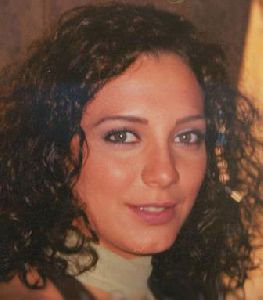 Sulaf Fawakherji : sulaf curly hair