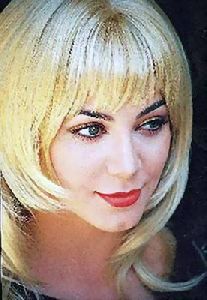 Sulaf Fawakherji : blond hair