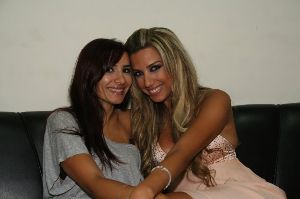 Dana Halabi : dana with her girlfriend