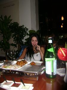 Diana Haddad : having dinner