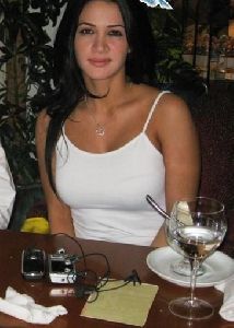 Diana Haddad : diana having coffee after dinner