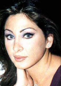 Elissa : elissa old photo in blue eye lences