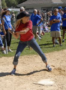 Christy Brinkley : Artists and Writers annual Softball game