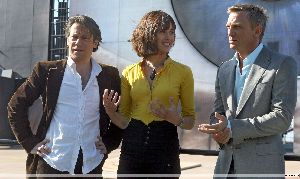 Olga Kurylenko : on the set of shooting the movie Quantum of Solace with Daniel Craig